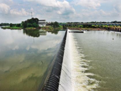 Growing in dams, draining from pipes! It is raining, but there is no water | धरणांत वाढतेय, नळांतून आटतेय! पाऊस कोसळतोय, पण पाणी नाही