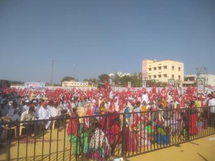 Sharad Pawar's meeting in Niphad, CPM, strength of Ubhata shivsena | शरद पवारांच्या निफाडमधील सभेला माकप, उबाठाचे बळ