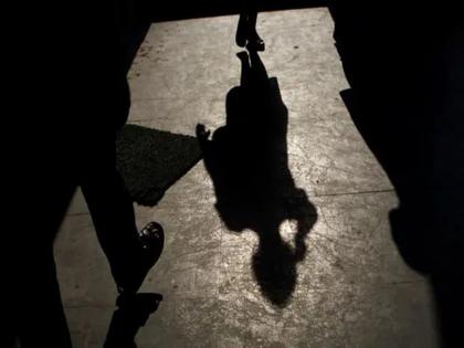 Early morning abduction of a minor girl; Father's run to the police station | अल्पवयीन मुलीचे पहाटे अपहरण; मजूर बापाची पोलिस ठाण्यात धाव