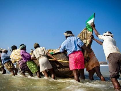 Fishing ban will be lifted tomorrow midnight in Goa | गोव्यात उद्या मध्यरात्री मासेमारीबंदी उठणार; समुद्रात जाता येणार