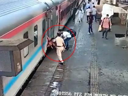 Video: RPF women policeman saves life of woman passenger, video goes viral of bandra terminus of mumbai | Video: RPF महिला पोलिसाने वाचवला महिला प्रवाशाचा जीव, व्हिडिओ व्हायरल