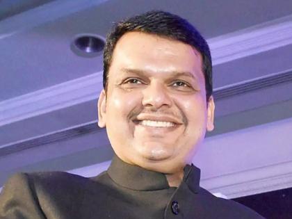 Devendra Fadnavis laughs and mocks, few comments on Nawab Malik's hydrogen bomb | फडणवीसांनी हसून उडवली खिल्ली, मलिकांच्या 'हायड्रोजन बॉम्ब'वर मोजकीच टिपण्णी