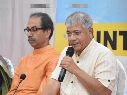 I still have my opinion about Sharad Pawar, but..; Prakash Ambedkar spoke clearly about the alliance | शरद पवारांविषयी माझं मत कायम,पण..; प्रकाश आंबेडकरांनी युतीबाबत स्पष्टच सांगितलं