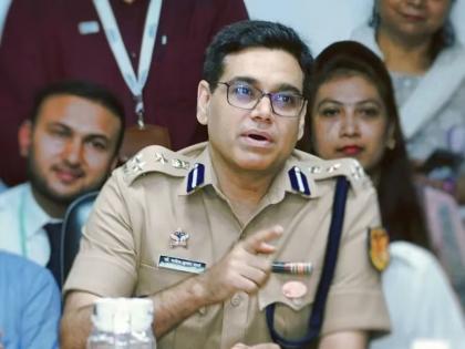 Inspirational IPS Manoj Kumar Sharma promoted, bigger responsibility in Maharashtra | प्रेरणास्त्रोत IPS मनोजकुमार शर्मांना बढती; निवडणुकांच्या तोंडावर महाराष्ट्रात मोठी जबाबदारी