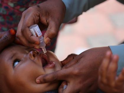 Vaccination campaign tomorrow in Solapur district; Polio doses will be given to 4 lakh 50 thousand children | सोलापूर जिल्ह्यात रविवारी लसीकरण मोहिम; ४ लाख ५० हजार बालकांना देणार पोलिओ डोस