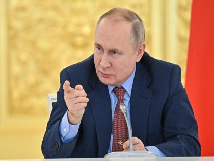 Arrest warrant against Vladimir Putin; Russia told the ICC court in clear terms | पुतीन यांच्याविरुद्ध अटकेचं वॉरंट; रशियाने कोर्टालाच स्पष्ट शब्दात सांगितलं