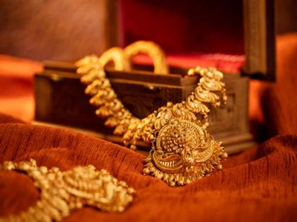 Seven tolas of gold jewelery stolen; Police complaint of 71-year-old man | सात तोळे सोन्याचे दागिने चोरीला; ७१ वर्षीय वृद्धाची पोलीस तक्रार