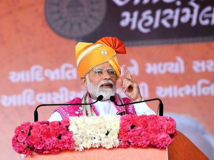 'Achche Din' to 'Kaladhan' disappeared from Gujarat's propaganda | ‘अच्छे दिन’ ते ‘कालाधन’ गुजरातच्या प्रचारातून गायब