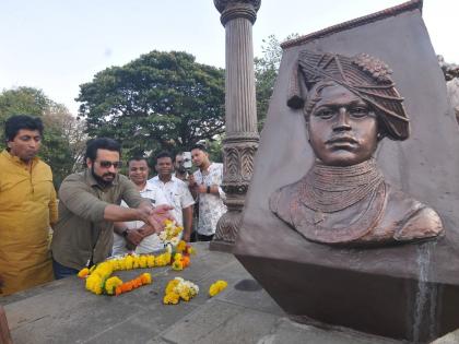 Proposal for a film on Rajarshi Shahu Maharaj to Sarthi : Amol Kolhe | राजर्षी शाहू महाराजांवरील चित्रपटाचा प्रस्ताव सारथीकडे; खासदार कोल्हेंची माहिती