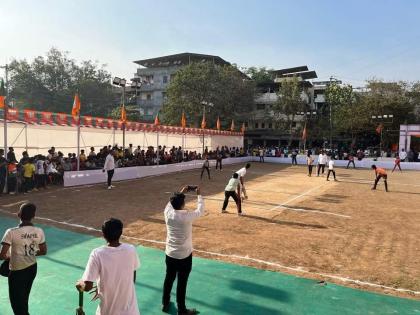 Inauguration of 'Namo Chashak 2024' in cricket crazy Dombivli | क्रिकेटवेड्या डोंबिवलीत 'नमो चषक २०२४' चा शुभारंभ