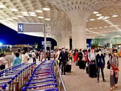 A bomb was placed in a blue bag at the airport | विमानतळावर निळ्या बॅगमध्ये ठेवलाय बॉम्ब; निनावी कॉलमुळे धावपळ