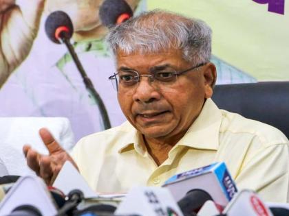 Proposal for Mahavikas Aghadi, focus on 27 constituencies; Vanchit bahujan aghadi explained about prakash ambedkar | "महाविकास आघाडीला प्रस्ताव, २७ मतदारसंघावर लक्ष"; वंचितने दिलं स्पष्टीकरण