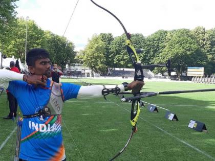 The life struggle of Maharashtra archer Praveen Jadhav, the son of a hard worker, is inspiring | मजूर आई-बापाच्या प्रवीणचा संघर्ष प्रेरणादायी, PM मोदींकडून मराठमोळ्या एथलेटचं कौुतक