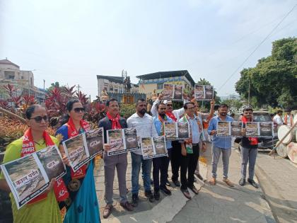 In Panvel city, on one hand, the meeting of BJP state presidents, on the other hand, Shekap's movement | पनवेल शहरात एकीकडे भाजपा प्रदेशाध्यक्षांचा मेळावा, दुसरीकडे शेकापचे आंदोलन