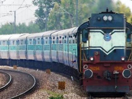 Two special trains via Akola for Ajmer Urs festival | अजमेर उर्स उत्सवाकरिता अकोलामार्गे दोन विशेष रेल्वे