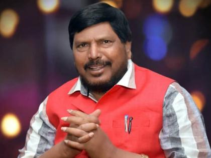 Ramdas Athavale: 'Sanjay Raut should spend as much as he wants in his daughter's marriage', Says Ramdas athwale | Ramdas Athavale: 'संजय राऊतांनी मुलीच्या लग्नात पाहिजे तेवढा खर्च करावा'