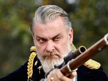 Legendary actor Ray stevenson of Rajamouli's 'RRR' passed away | RRR: राजामौली यांच्या 'RRR' चित्रपटातील दिग्गज अभिनेत्याचं निधन