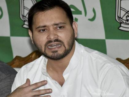 tejashwi yadav tweets treatment ligament acl injury | लोकसभेतील पराभवानंतर तेजस्वी यादवांचे पुनरागमन; 'यामुळे' होते राजकारणापासून दूर