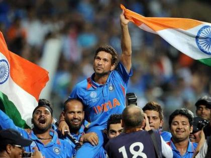 Sachin Tendulkar who united the country; Masterblaster's half-century of brilliance | देशाला एकसुत्रात बांधणारा सचिन; मास्टरब्लास्टरचे अर्धशतकी अभिष्टचिंतन