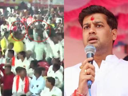 Black flags displayed at Shrikant Shinde's meeting; The MP called the youth to the dais in parbhani pathari | श्रीकांत शिंदेंच्या सभेत दाखवले काळे झेंडे; खासदारांनी आंदोलकांना व्यासपीठावर बोलावले