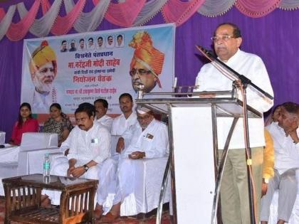 Radhakrishna Vikhe Patil, the economy under the leadership of Prime Minister Modi: | पंतप्रधान मोदींच्या नेतृत्वात अर्थव्यवस्थेची भरारी; शिर्डी दौऱ्यापूर्वी विखे पाटलांची बैठक