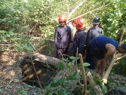 Unidentified body found in water tank in Thane; The mystery revealed by the fall of the dog | पाण्याच्या टाकीत आढळला अनोळखी मृतदेह; कुत्रा पडल्याने उलगडलं गूढ