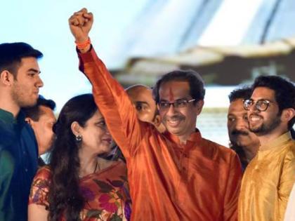 'Wife in hospital, son fighting with Kovid, uddhav thackeray apprecieate by jitendra awhad about corona | CM Uddhav Thackeray : 'पत्नी रुग्णालयात, मुलगाही कोविडशी लढतोय, तरीही हा माणूस धीरोदात्तपणे महाराष्ट्र सांभाळतोय'