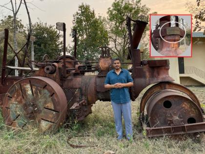 Rohit Pawar: The road roller on the wafer made by Tata in 1920 did not deter Rohit Pawar | Rohit Pawar: 'टाटा'ने 1920 साली बनवलेला वाफेरवरील रोड रोलर, रोहित पवारांना आवरला नाही मोह