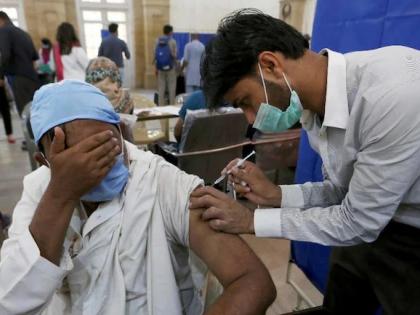 So far, 35 people have died in the state after being vaccinated against Kovid pdc | कोविड लस घेतल्यानंतर राज्यात आतापर्यंत ३५ जणांचा झाला मृत्यू