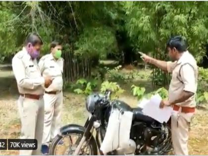 Your uniform will come down vertically, the forest ranger told the senior officers well in korba chattisgad | Video: उभ्या-उभ्या वर्दी उतरवेल तुमची, वनरक्षकाने वरिष्ठ अधिकाऱ्यांना चांगलंच सुनावलं