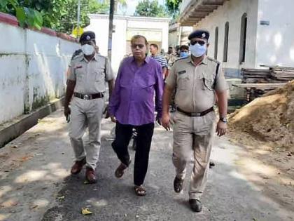 BJP leader and former minister Shyamaprasad Mukherjee arrested, remanded in custody for 4 days | भाजप नेते माजी मंत्री श्यामाप्रसाद मुखर्जींना अटक, 4 दिवसांची पोलीस कोठडी