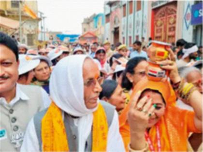 Consecration of Ram temple with water of 155 countries in ayodhya | १५५ देशांच्या पाण्याने राममंदिराचा अभिषेक; ४० देशातून आले अनिवासी भारतीय