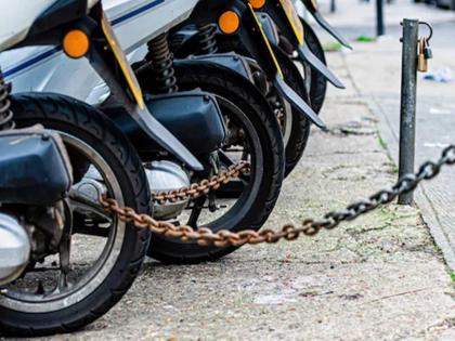 Two bikes seized from Sarait thief; Action by local crime branch | सराईत चोराकडून दोन दुचाकी जप्त; स्थानिक गुन्हे शाखेची कारवाई