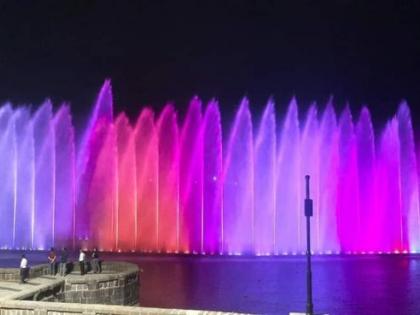 wonderful, incomparable, indescribable; Musical fountain at Futala Lake in Nagpur | क्या बात...अद्भूत, अप्रतिम, अवर्णनीय; नागपुरातील फुटाळा तलावात म्युझिकल फाऊंटन