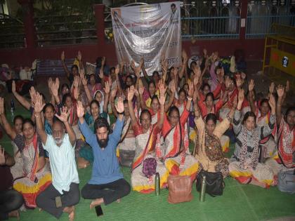 Rural women's empowerment 'UMED' in the wind, no remuneration; 42 Ward Union Executive of Wardha district on hunger strike from 7 days in Nagpur | ग्रामीण महिला सक्षमीकरणाची ‘उमेद’ वाऱ्यावर, मानधन थकले; ७ दिवसांपासून नागपुरात उपोषण