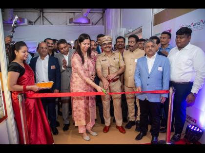 Inauguration of Property Exhibition of MCHI in Kalyan by KDMC Commissioner | कल्याणमधील एमसीएचआयच्या प्रॉपर्टी प्रदर्शनाचे केडीएमसी आयुक्तांच्या हस्ते उद्घाटन