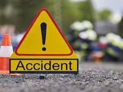 driver killed and one heavily injured as truck roll off under the bridge | भरधाव ट्रक पुलाखाली काेसळला; चालक ठार, वाहकाचे दोन्ही पाय शरीरापासून वेगळे