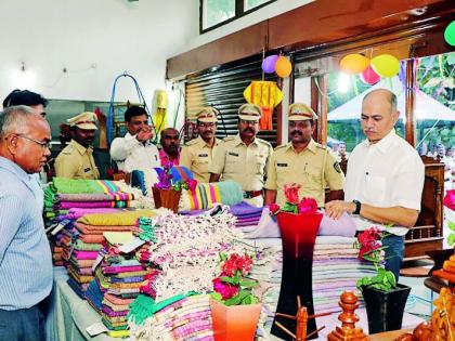 Nagpur Central Jail: Attractive things made by the prisoners | नागपूर मध्यवर्ती कारागृह : बंदिवानांनी तयार केल्या आकर्षक वस्तू