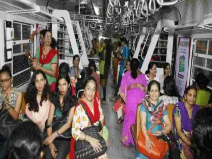 in mumbai cctv watch for womens safety about 4,626 cameras in central railway locals | महिलांच्या सुरक्षेसाठी सीसीटीव्हीचा ‘वॉच’; मध्य रेल्वेच्या लोकलमध्ये ४,६२६ कॅमेरे