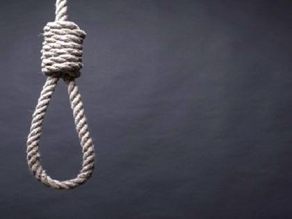 woman commits suicide due to harassment over giving birth to girl child | ‘नकोशी’ म्हणून दिला त्रास; तिने घेतला गळफास!