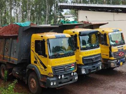 49 brass minor minerals, ten tippers in possession in Chandgad Kolhapur; Illegal miners were shocked | Kolhapur: ४९ ब्रास गौण खनिज, दहा टिपर ताब्यात; अवैध उत्खनन करणाऱ्यांचे धाबे दणाणले