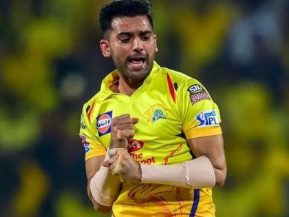 IPL 2022 : Good news coming for Chennai Super Kings, ‘no surgery required’ on injury Deepak Chahar available from mid april  | IPL 2022, Deepak Chahar : चेन्नई सुपर किंग्ससाठी मोठी बातमी; १४ कोटी मोजलेला दीपक चहर आयपीएलमध्ये खेळणार की नाही?