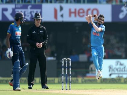 Sri Lankan's lion, trapped in a spin trap, India's biggest victory in T20 | फिरकीच्या जाळ्यात अडकले श्रीलंकचे सिंह, भारताचा टी-20तील सर्वात मोठा विजय