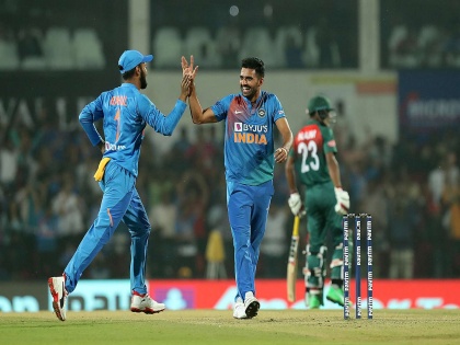 India Vs Bangladesh, 3rd T20I : Deepak Chahar become a first Indian to take hat trick in T20I cricket; registers the best bowling figures in the history | India Vs Bangladesh, 3rd T20I : दीपक चहर जगात अव्वल; 'हा' विक्रम करणारा पहिला भारतीय