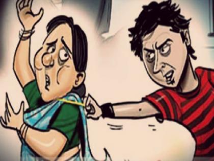 While getting off the bus, the mangalsutra of a woman worth Rs 1.05 lakh was stolen | बसमधून उतरताना महिलेचे १.०५ लाखाचे मंगळसुत्र पळविले