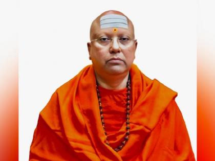 'Baba' had toys, porn CDs, obscene chats and... Shocking information comes out from Chaitanyananand's interrogation | ‘बाबा’कडे तसले टॉय, पॉर्न सीडी, अश्लील चॅट अन्... चैतन्यानंदच्या चौकशीतून धक्कादायक माहिती बाहेर