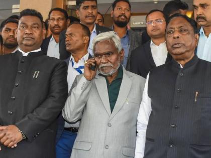 Another storm in Jharkhand politics 12 Congress MLAs are upset thinking of leaving the state | झारखंडच्या राजकारणात पुन्हा वादळ: काँग्रेसचे १२ आमदार नाराज, राज्याबाहेर जाण्याच्या विचारात!