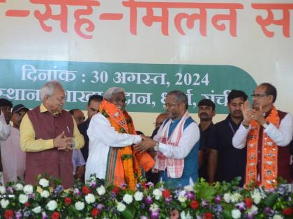 Former Jharkhand Chief Minister Champai Soren joins BJP | झारखंडचे माजी मुख्यमंत्री चंपाई सोरेन यांचा भाजपात जाहीर प्रवेश; पक्षाला किती फायदा होणार?