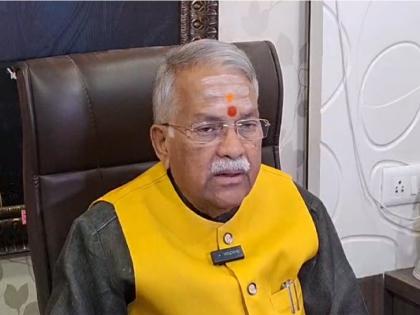 शेतकऱ्यांना मदतीची नुसती घोषणा; अधिवेशन संपले की सत्ताधाऱ्यांना शोधावे लागेल: चंद्रकांत खैरे शेतकऱ्यांना मदतीची नुसती घोषणा; अधिवेशन संपले की सत्ताधाऱ्यांना शोधावे लागेल: चंद्रकांत खैरे