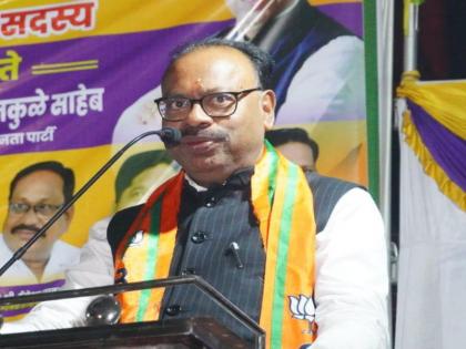 Those who accuse BJP of corruption should look at their own faces in the mirror - Chandrasekhar Bawankule | भाजपवर भ्रष्टाचाराचे आरोप करणा-यांनी स्वत:चे चेहरे आरशात बघावेत - चंद्रशेखर बावनकुळे